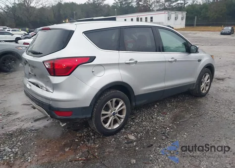 2019 Ford Escape Se z USA, uszkodzony, nr VIN 1FMCU0GD3KUB80687
